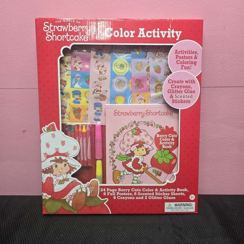 Strawberry Shortcake Color Activity Set